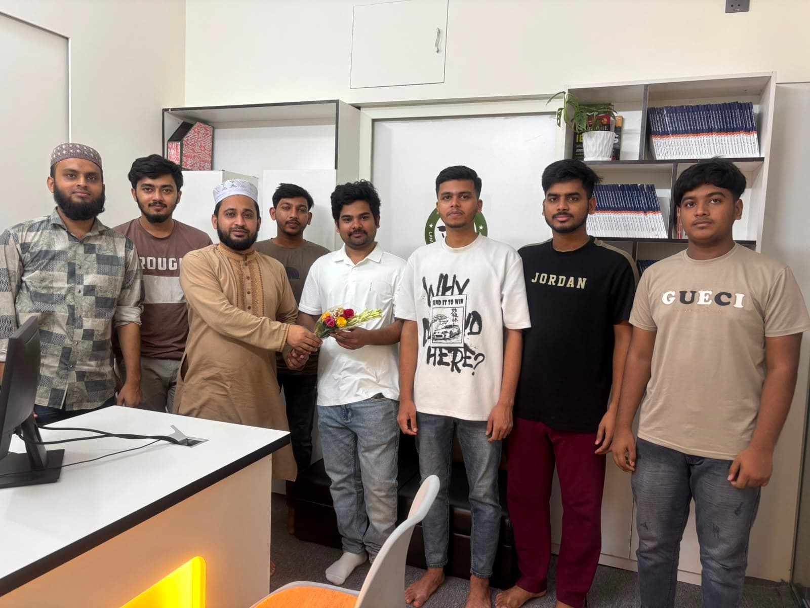 জাপান থেকে ফিরেই সরাসরি Tensai Consultancy-র ঢাকা অফিসে পাবনা ব্রাঞ্চের চেয়ারম্যান রিপন আহমেদ